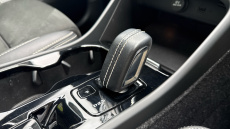 Volvo Xc40 2.0 B4P R DESIGN Pro 5dr Auto Petrol Estate